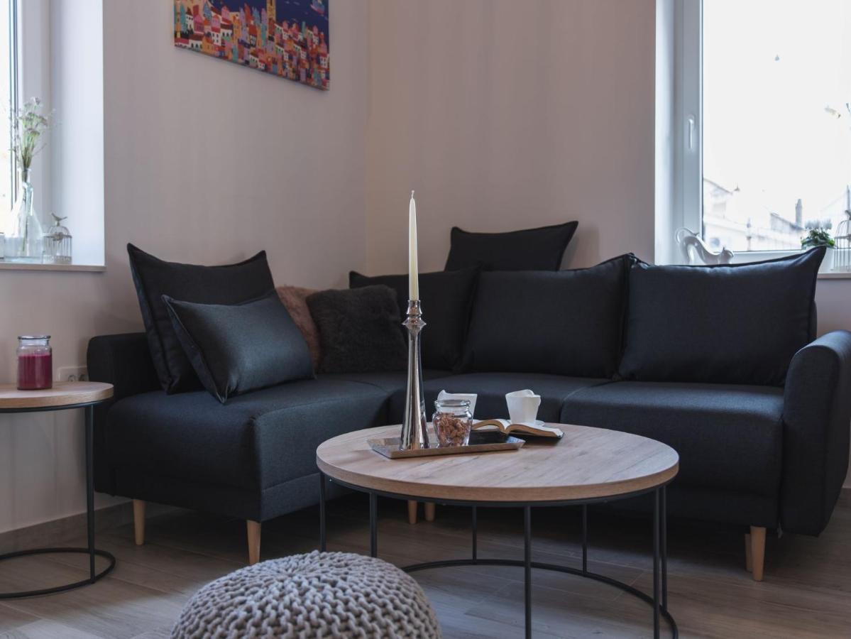 Apartment Fiora Kastela Ngoại thất bức ảnh