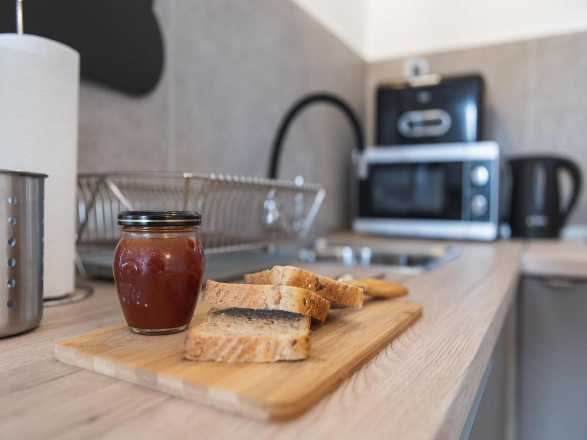 Apartment Fiora Kastela Ngoại thất bức ảnh