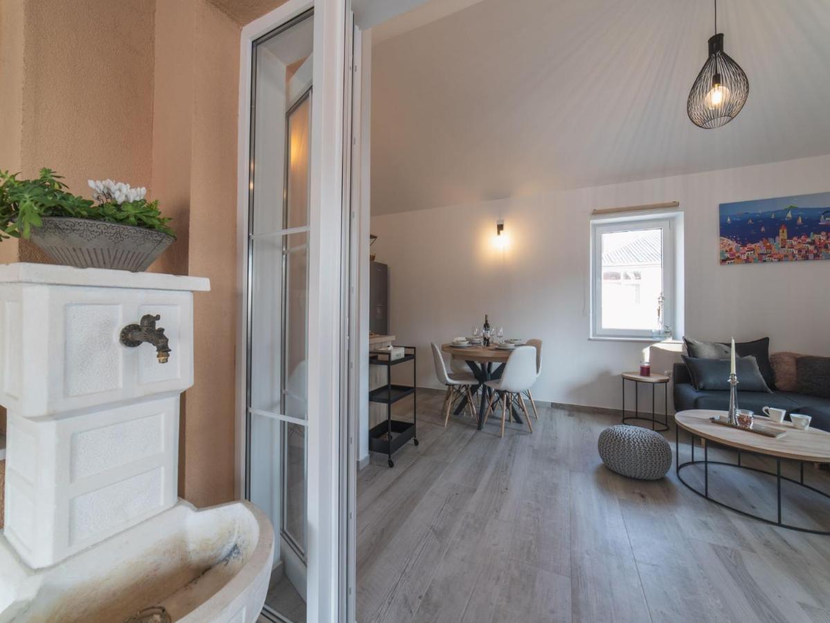 Apartment Fiora Kastela Ngoại thất bức ảnh