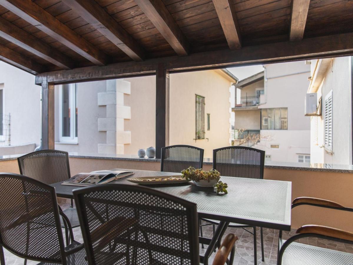 Apartment Fiora Kastela Ngoại thất bức ảnh