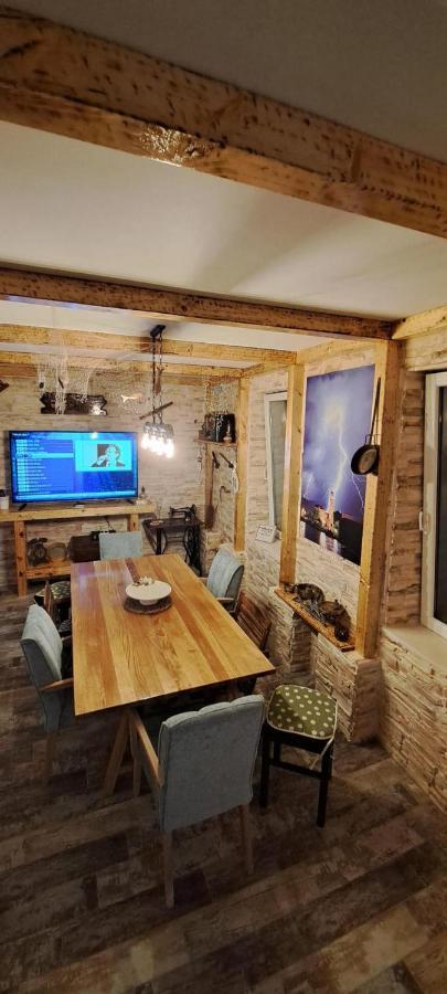 Apartment Fiora Kastela Ngoại thất bức ảnh