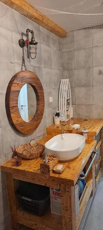 Apartment Fiora Kastela Ngoại thất bức ảnh